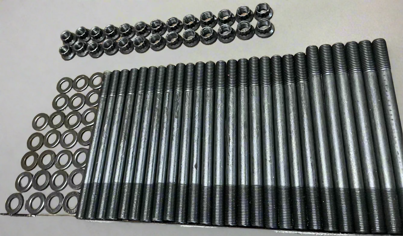 Head Studs for 24 valve Cummins