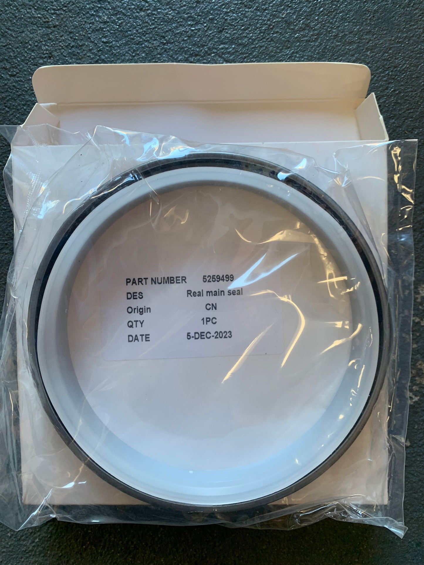 6bt Rear Main Seal